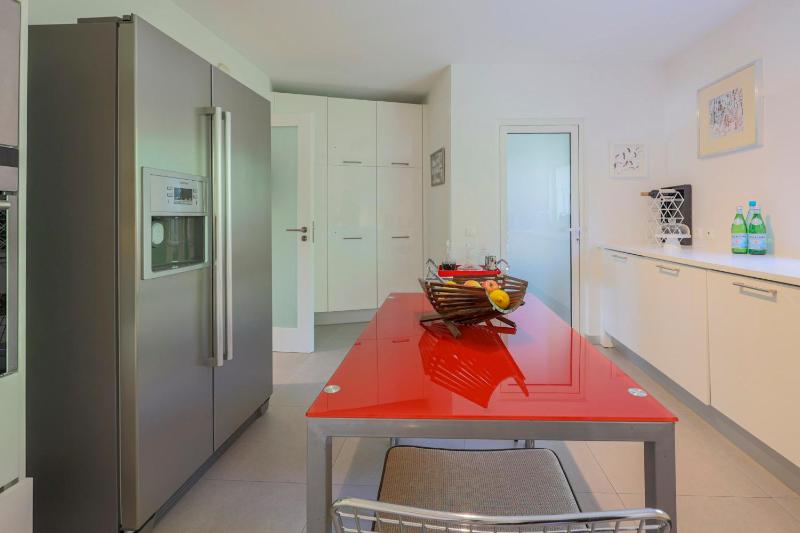 Cidadela - Luxury Apt with Pool - image 25