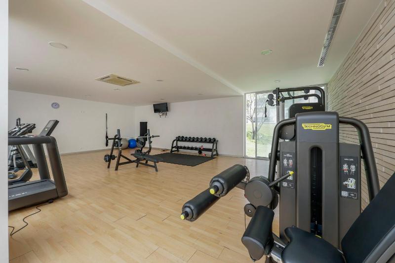Cidadela - Luxury Apt with Pool - image 28