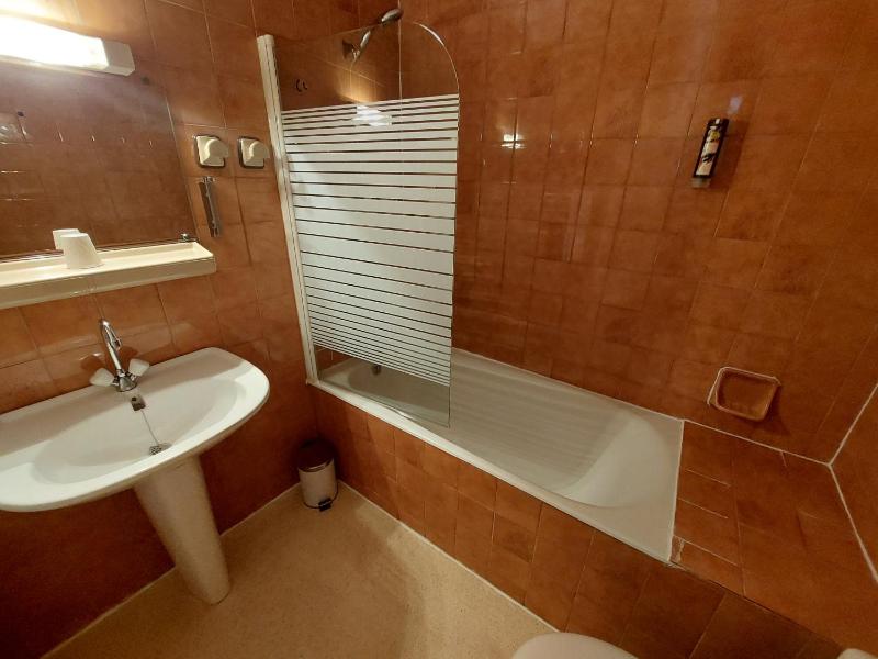 Double Room image 1