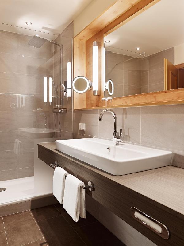 Suite with Panorama View and Balcony image 1