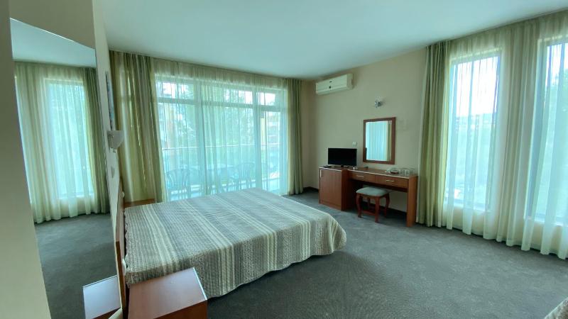 Double Room image 1