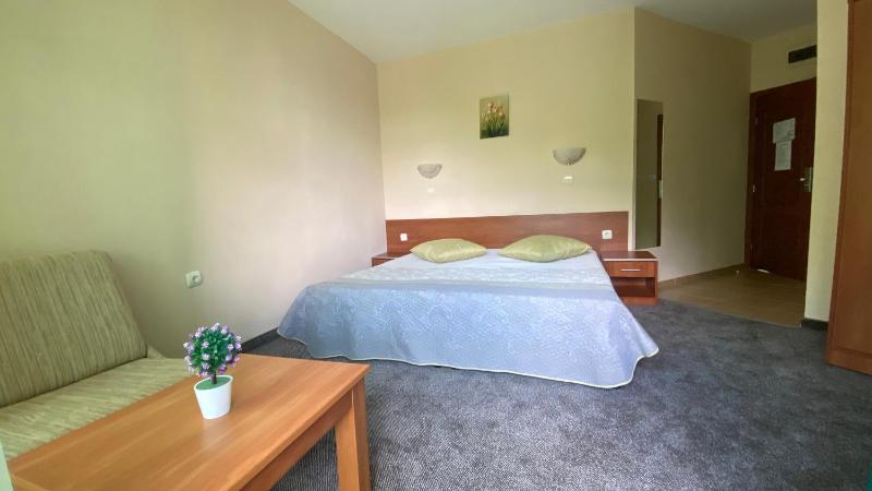 Single Room image 3