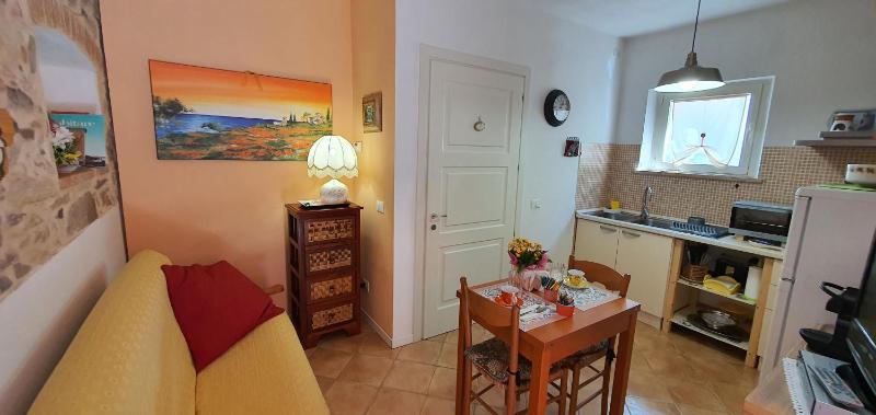 One-Bedroom House image 1