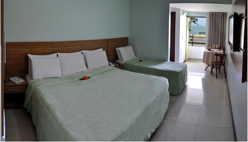 Sunshine Praia Hotel - image 40