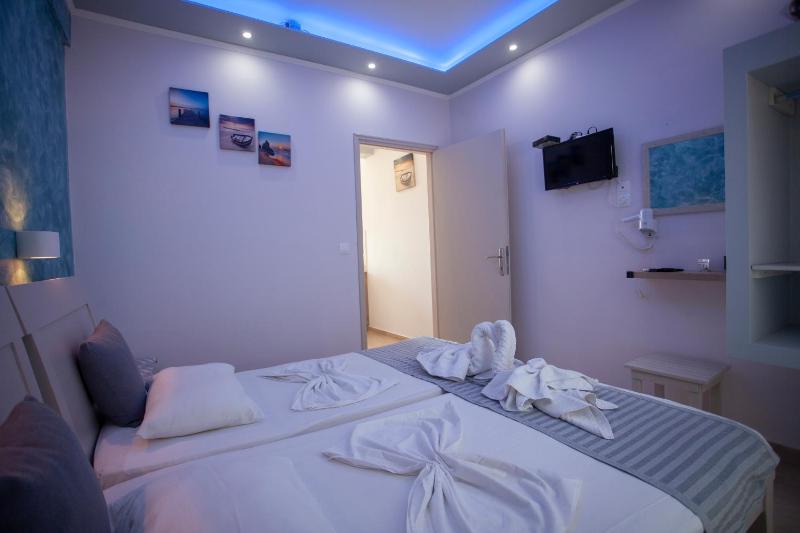 One-Bedroom Apartment (3 Adults) image 1