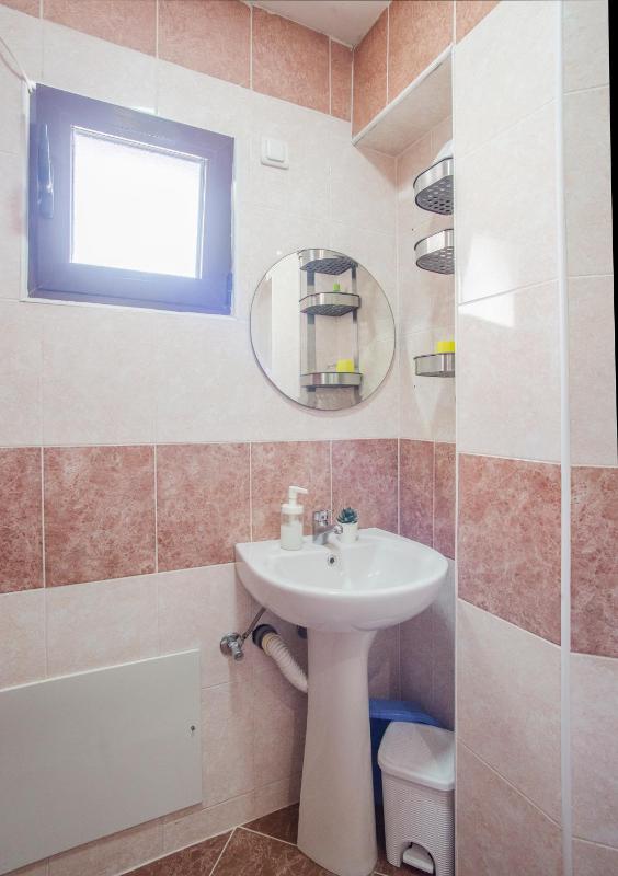Studio Apartment with Balcony image 3