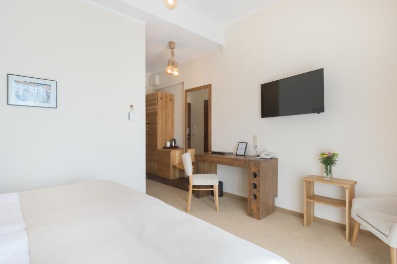 Superior Double or Twin Room image 4