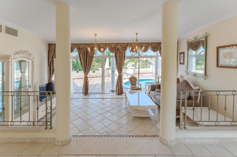 Deluxe Suite with Private Pool (2 Adults) image 3