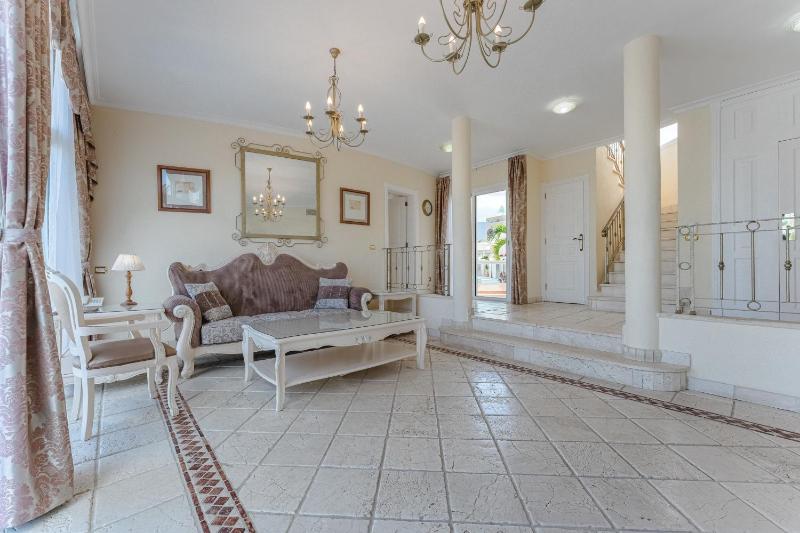 Deluxe Suite with Private Pool (2 Adults) image 2