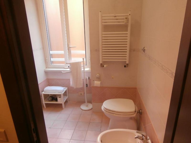 Classic Quadruple Room image 1