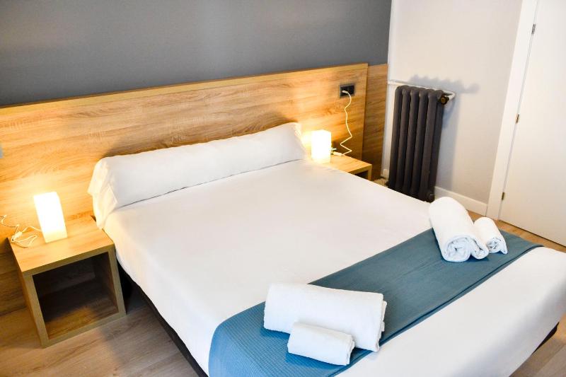 Single Room image 1