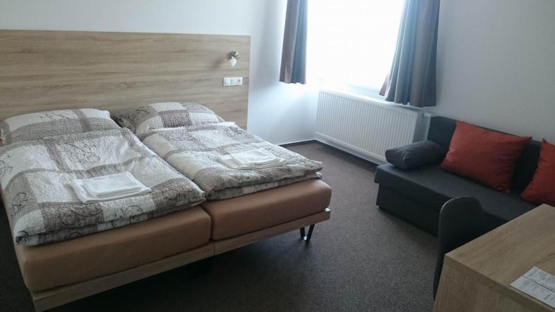 Double or Twin Room with Extra Bed image 2