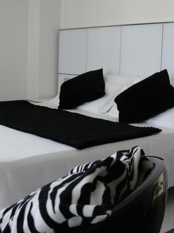 Suite with Balcony (3 Adults) image 3
