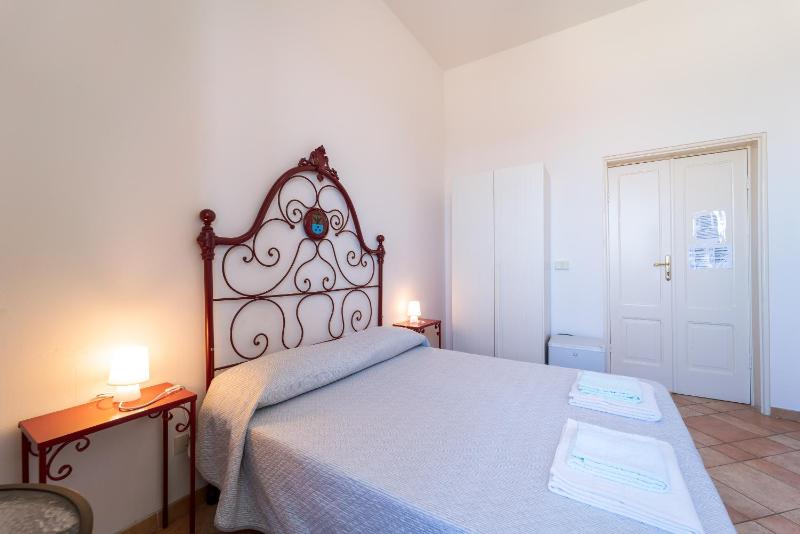 Standard Double Room image 4