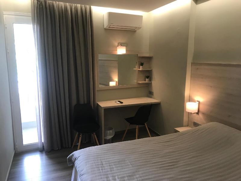 Standard Single Room image 4
