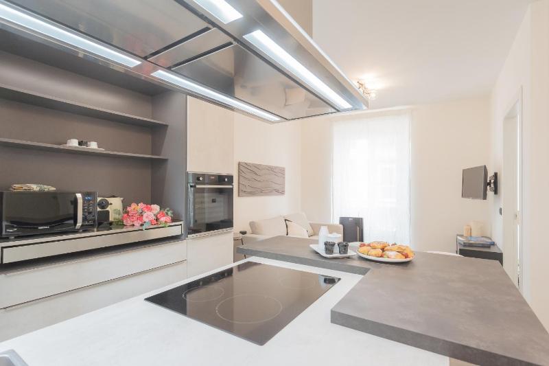 Enchanted Como Lake - City Apartment - image 31
