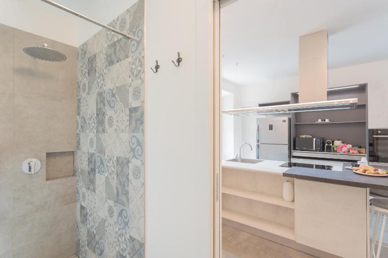 Enchanted Como Lake - City Apartment - image 18