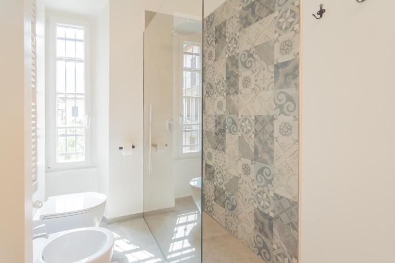 Enchanted Como Lake - City Apartment - image 12