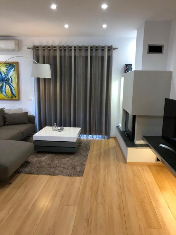 Vanessa House Luxury Apartments - image 41