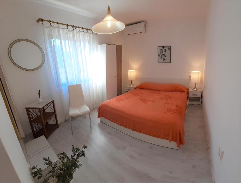 Dragan's Den Hostel - image 32