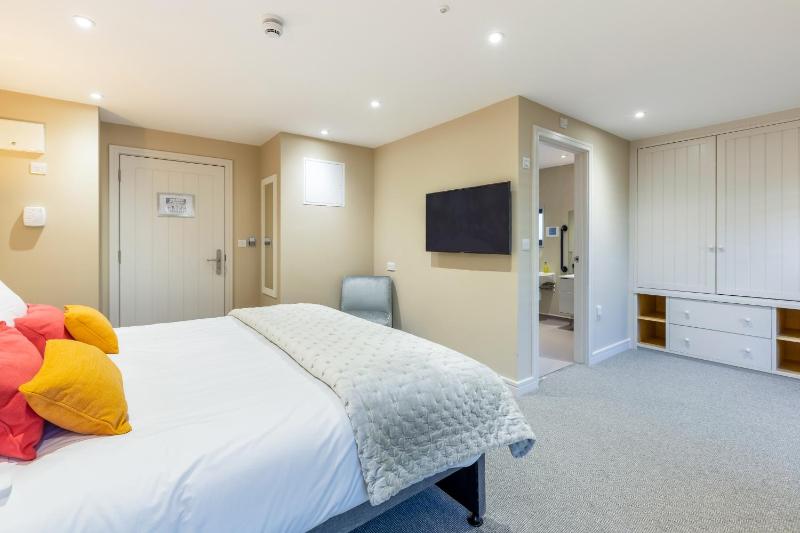 King Room - Disability Access image 1