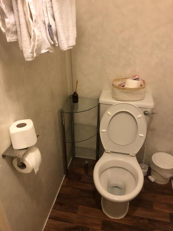 Triple Room with Private Bathroom image 2