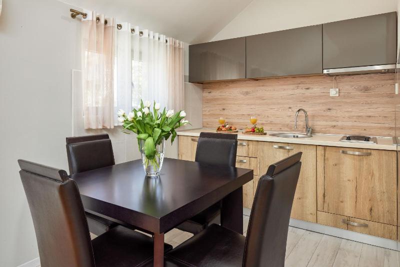 Apartment Mrsulja - image 14