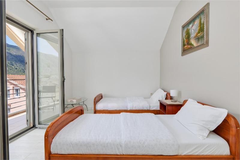 Apartment Mrsulja - image 8