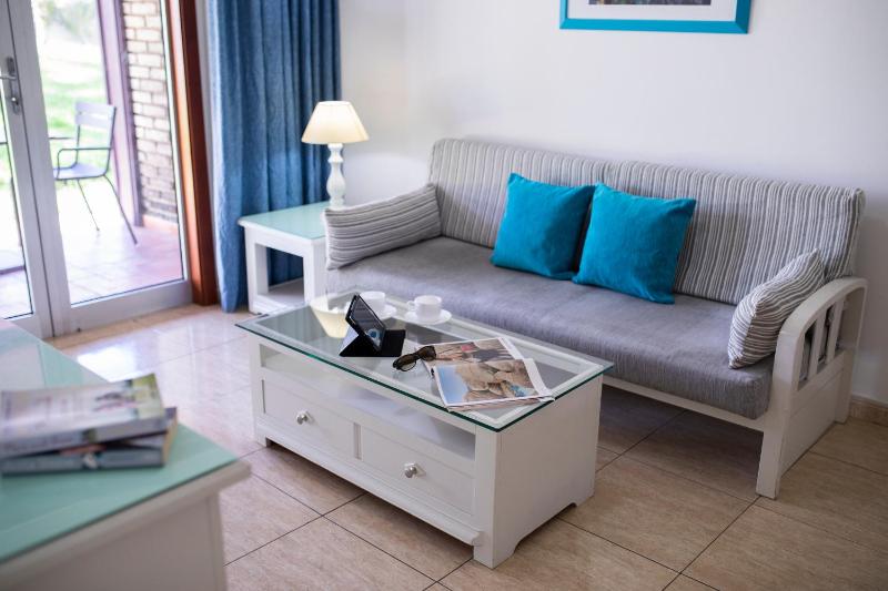 Jacarandas Beach - image 35
