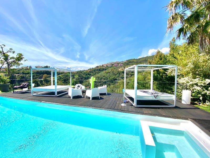 VILLA COLINA Cannes Mandelieu - image 2