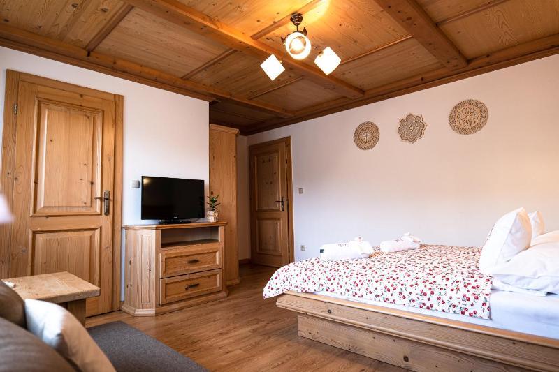 Large Double Room image 4