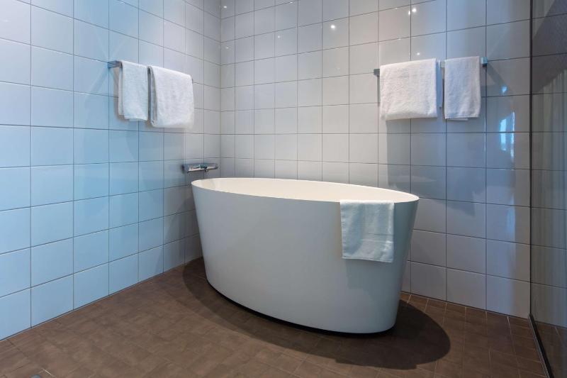 Suite image 3