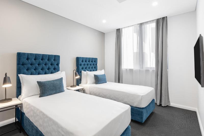 One Bedroom Luxury Twin Suite image 1