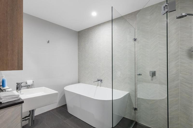 Three-Bedroom Luxury Suite image 3