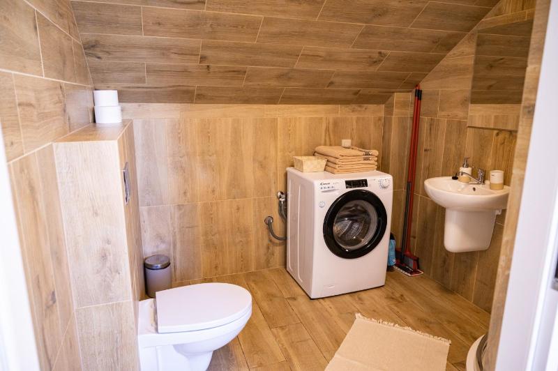 Two-Bedroom Apartment image 4