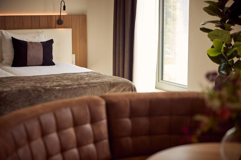 Executive Room image 4