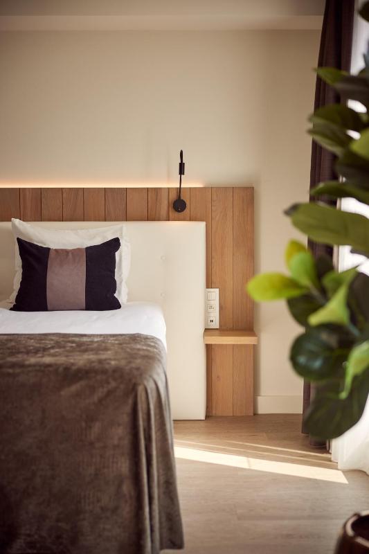 Executive Room image 3