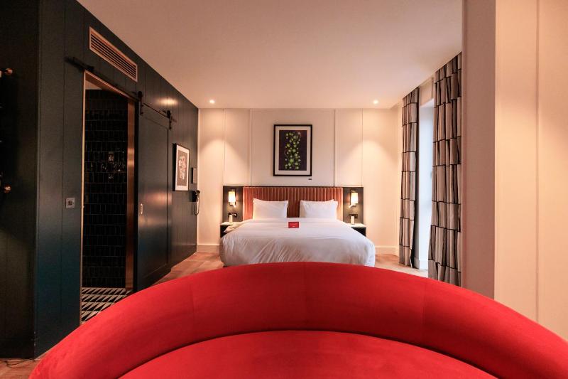 Suite image 1