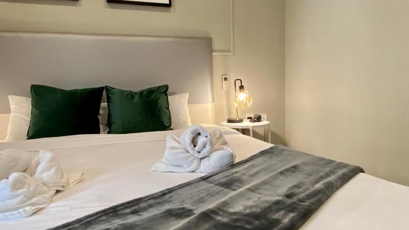 Standard Double or Twin Room image 4