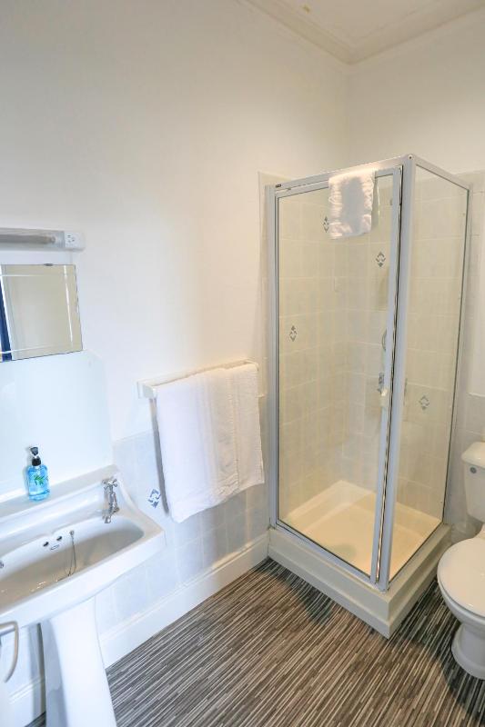 Triple Room 1 image 1