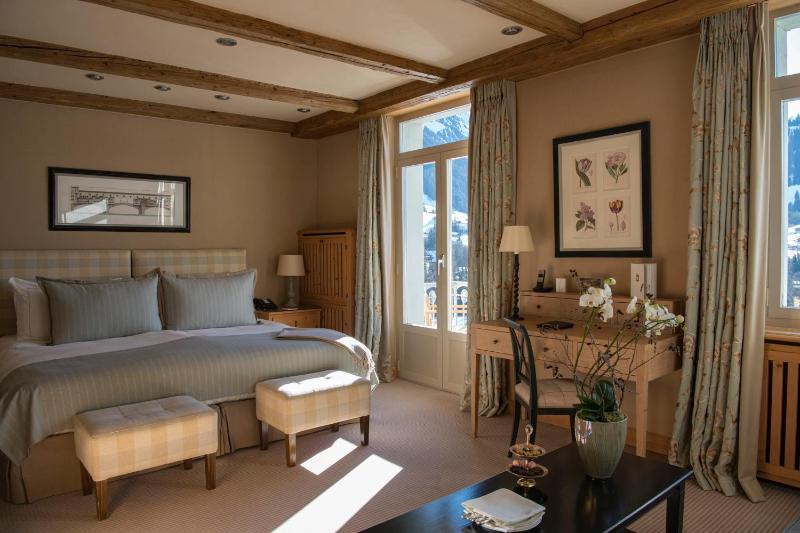 Deluxe Room Mountain View image 1