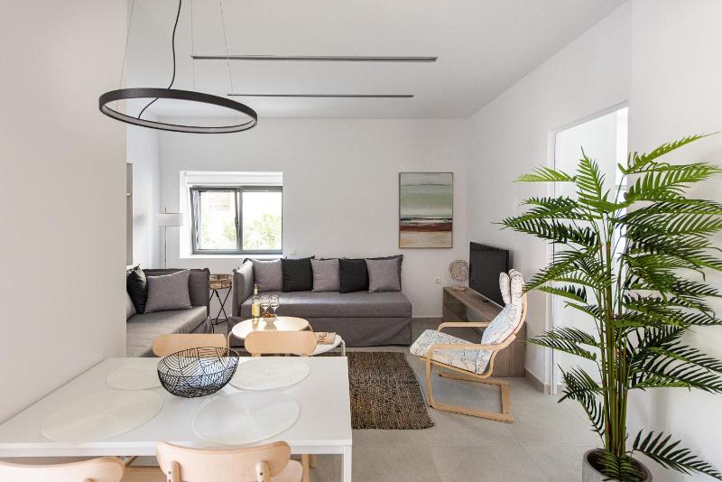 Superior Apartment image 1
