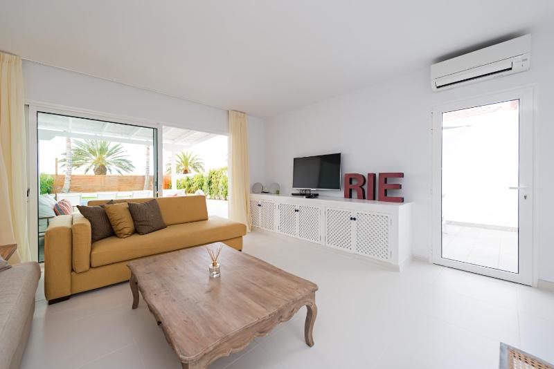 Villas Pasito Blanco - image 32