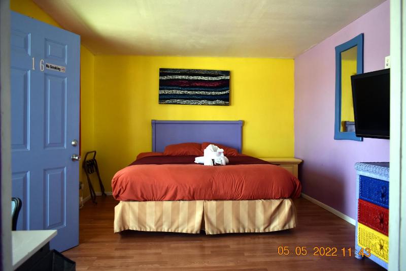 A Room with One Double Bed image 1