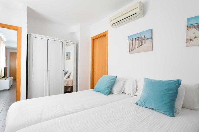 Superior One-Bedroom Apartment image 1