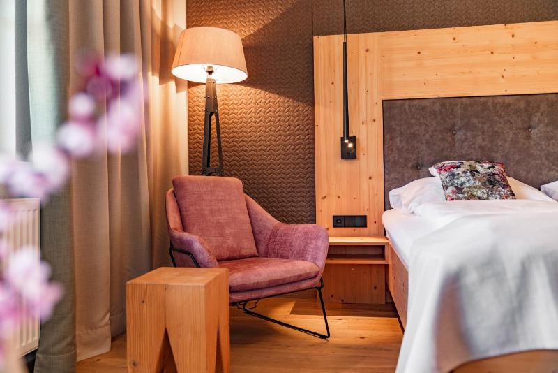 Double Room with Balcony image 1