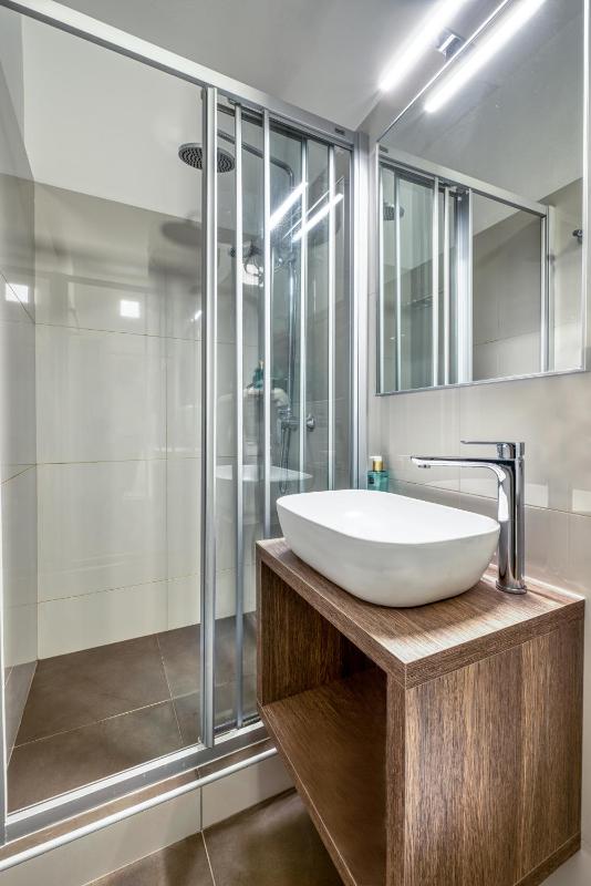 Double Room with Private External Bathroom image 2