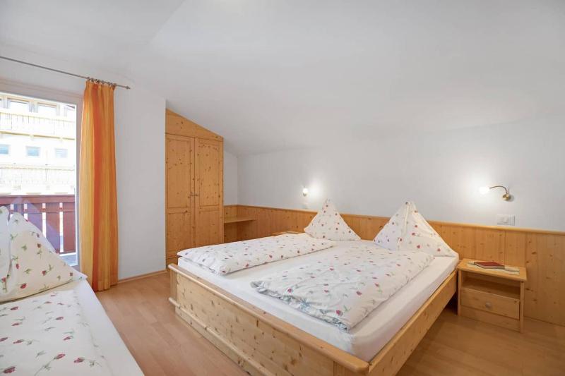 Apartment with Balcony image 4