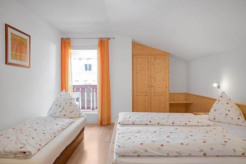 Apartment with Balcony image 3