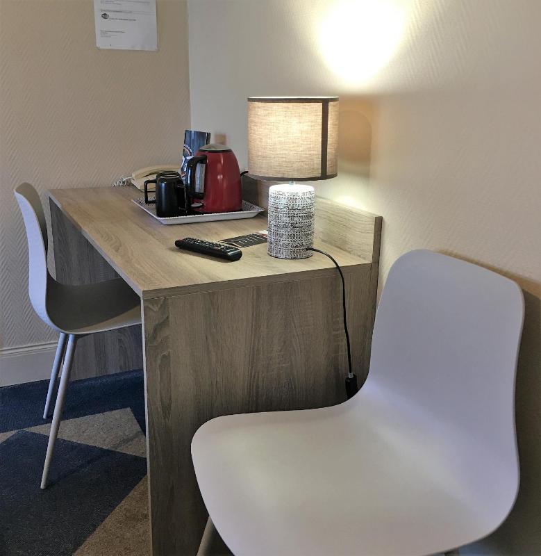 Twin Room with Garden View image 2